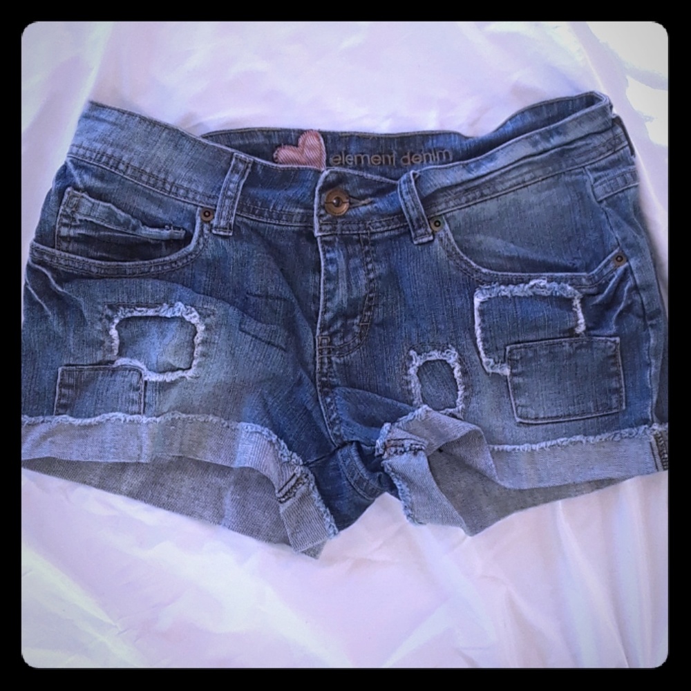 Cuffed denim shorts